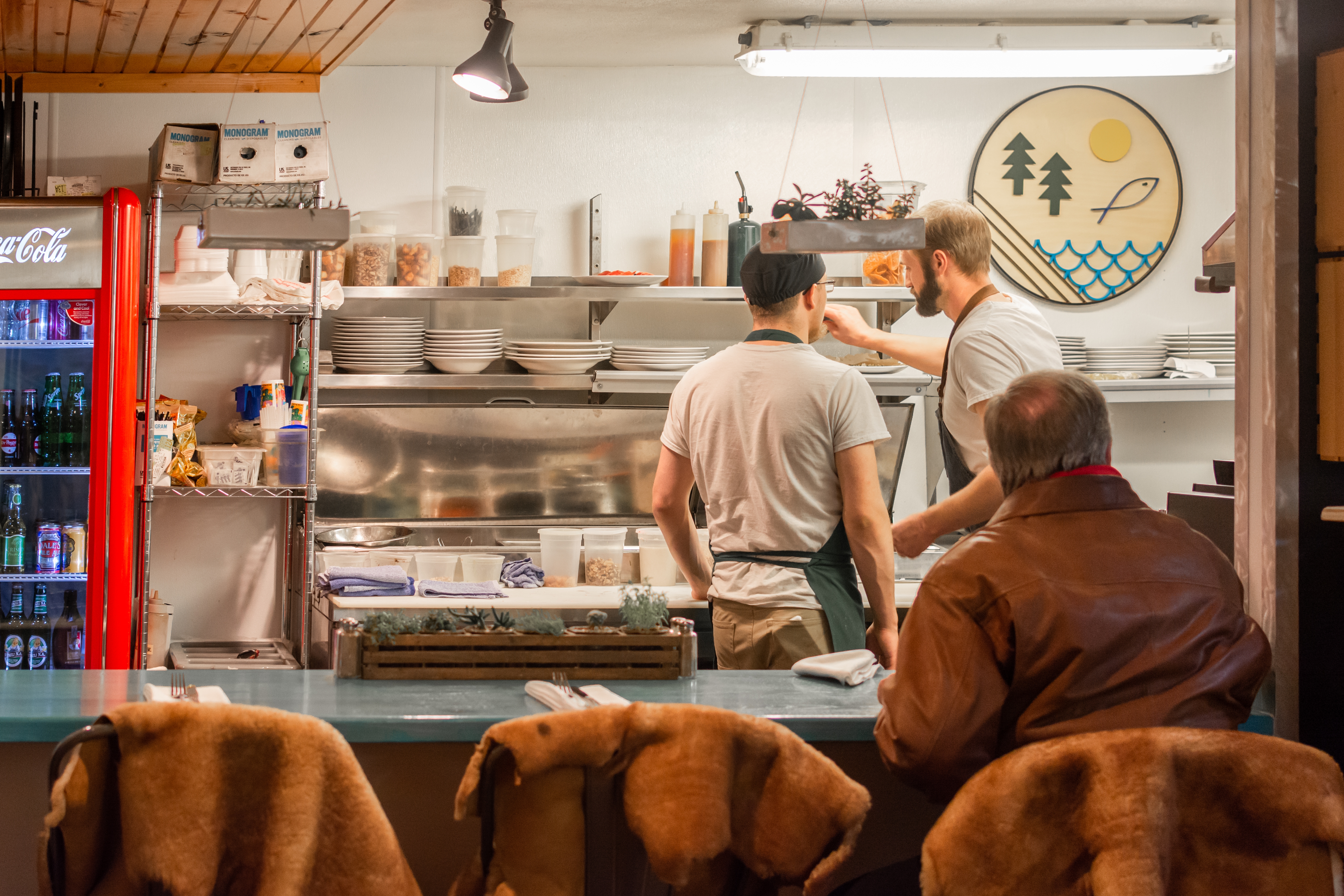 Visit Custer Skogen Kitchen 9